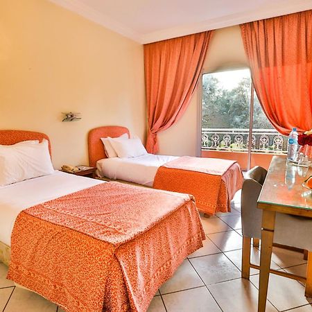 Complexe El Bassatine Hotell Beni Mellal Eksteriør bilde