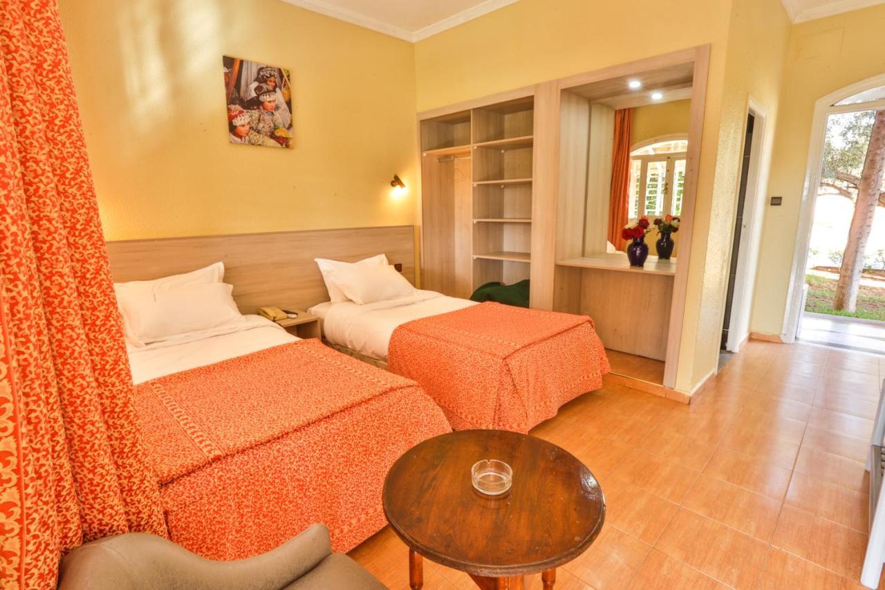 Complexe El Bassatine Hotell Beni Mellal Eksteriør bilde