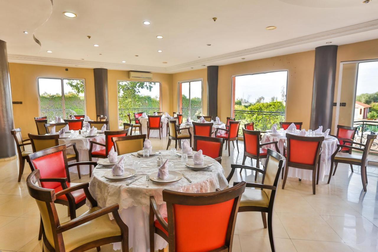 Complexe El Bassatine Hotell Beni Mellal Eksteriør bilde