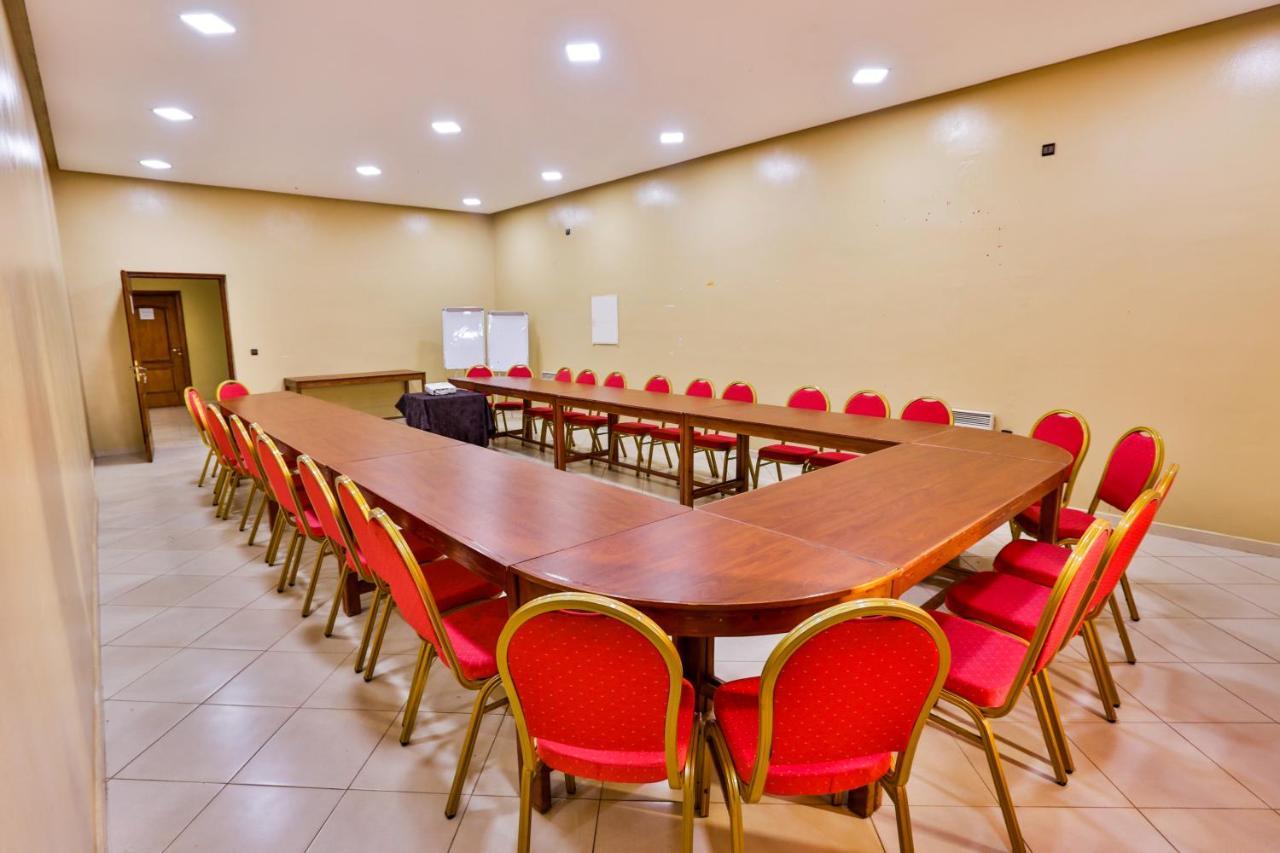 Complexe El Bassatine Hotell Beni Mellal Eksteriør bilde