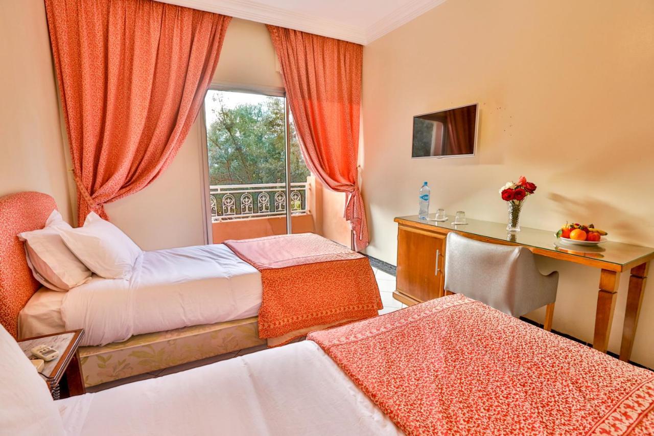 Complexe El Bassatine Hotell Beni Mellal Eksteriør bilde