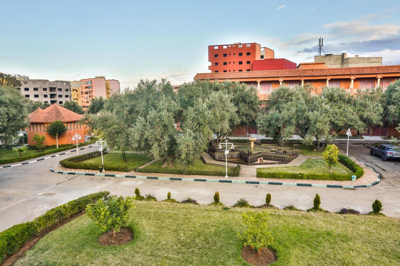 Complexe El Bassatine Hotell Beni Mellal Eksteriør bilde
