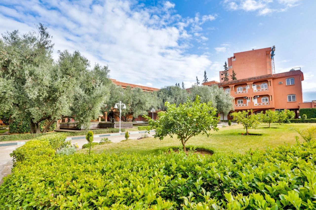 Complexe El Bassatine Hotell Beni Mellal Eksteriør bilde