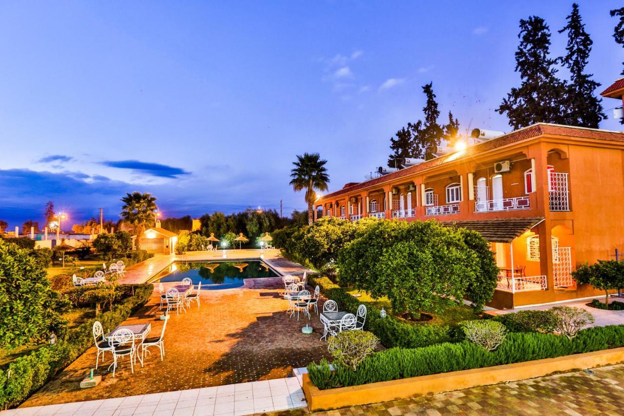 Complexe El Bassatine Hotell Beni Mellal Eksteriør bilde