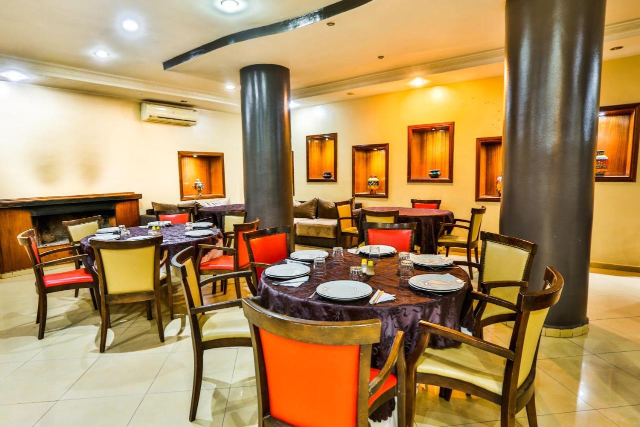 Complexe El Bassatine Hotell Beni Mellal Eksteriør bilde