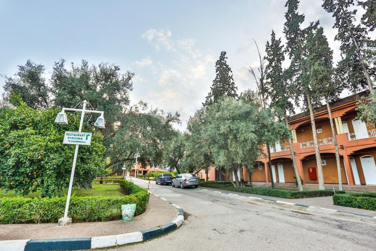 Complexe El Bassatine Hotell Beni Mellal Eksteriør bilde